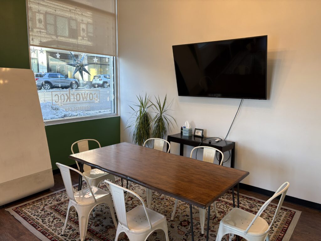 Brady St Meeting Room - Creative Meeting Rooms To Rent - Davenport Iowa - CoWorkQC